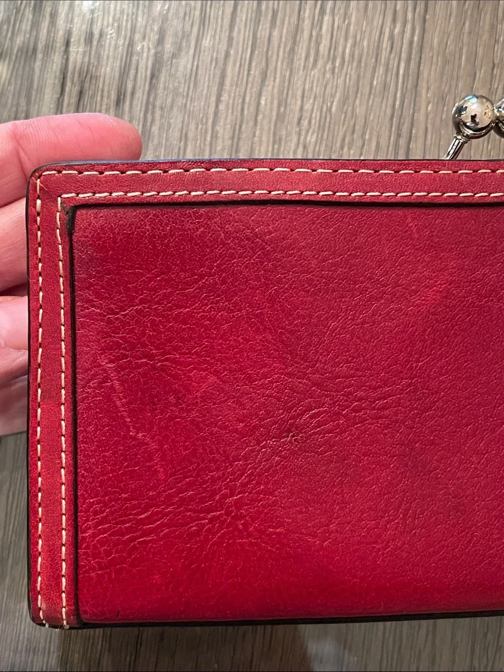 Pelle Studio - Wilson Leather Red Kiss Lock Clutch - Wristet - Wallet